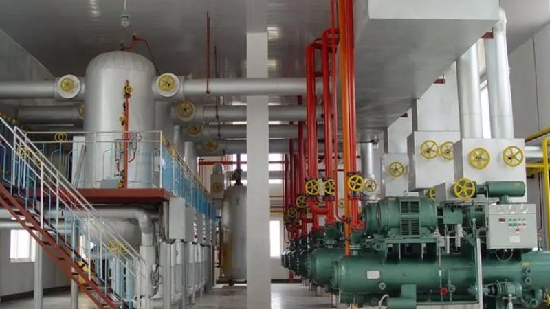 制藥車(chē)間螺桿冷水機(jī)選型的關(guān)鍵因素解析